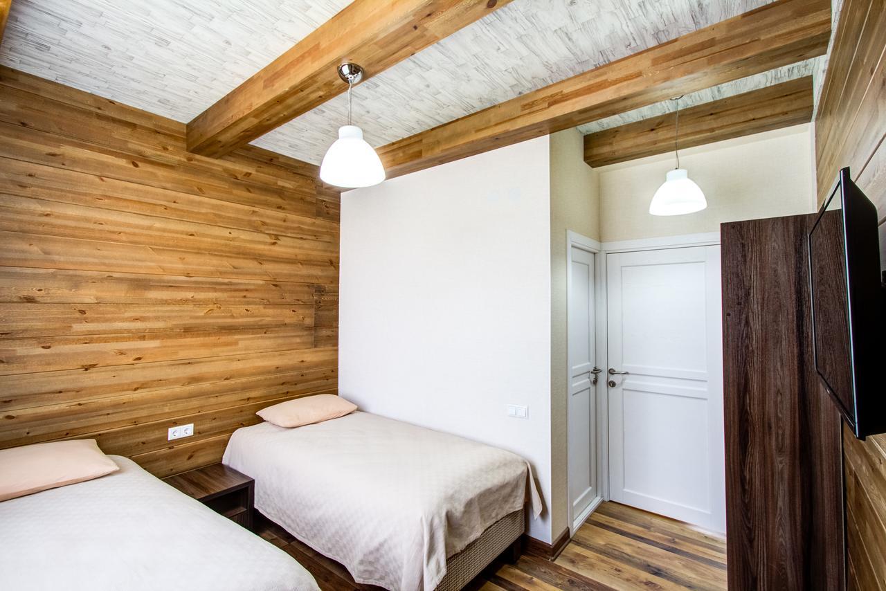 Hillside Karakol B&B Εξωτερικό φωτογραφία
